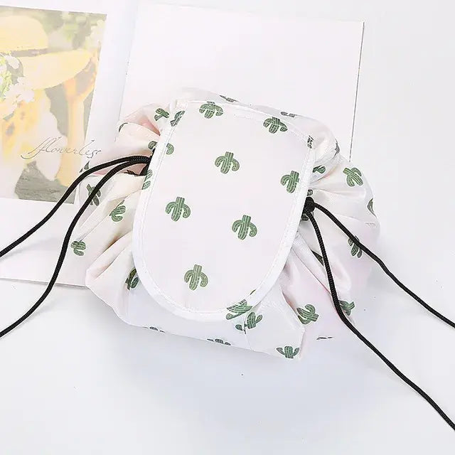 Magic Pouch: Drawstring Bath Essentials/Cosmetics Organizer